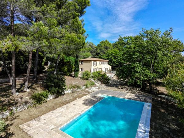 Vente Maison de luxe Éguilles 6 Pièces 180 m²