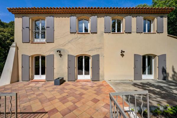 Vente Maison de luxe Éguilles 6 Pièces 180 m²