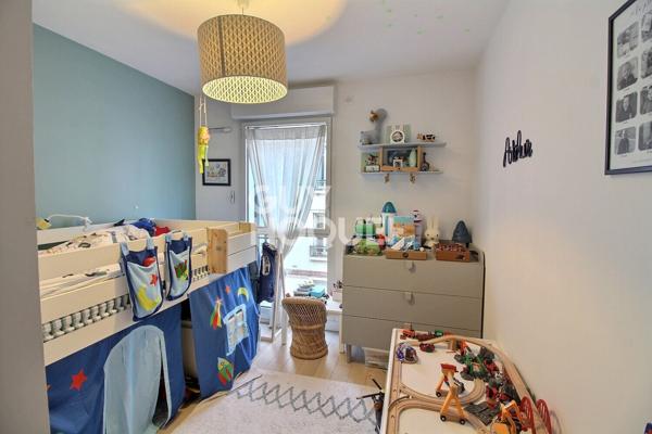 À vendre : Appartement 4 pièces avec garage à Suresnes, à la limite de Puteaux