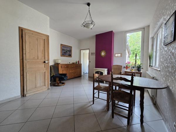 Maison de caractere 188m2 avec jardin clos et double garage a Aniche