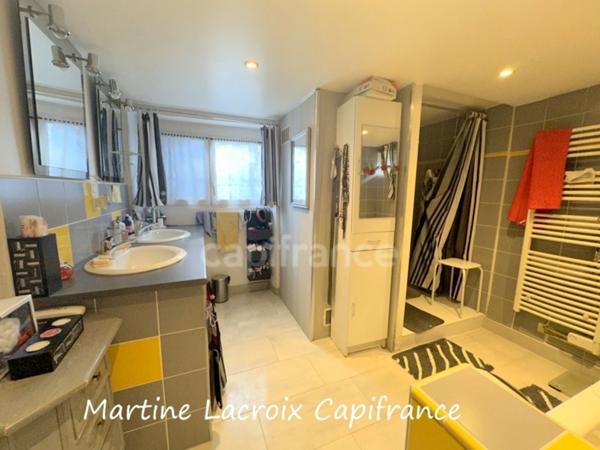 Dpt SARTHE (72), BONNÉTABLE - PROPRIÉTÉ P8 de 200 m² - Terrain de 1,60 Ha