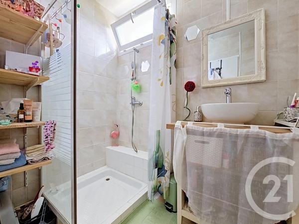Appartement à vendre  2 pièces - 48 m 2   TROYES  - 10