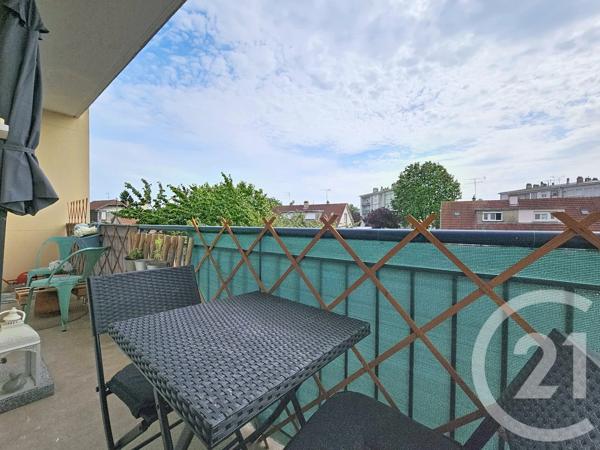 Appartement à vendre  2 pièces - 48 m 2   TROYES  - 10