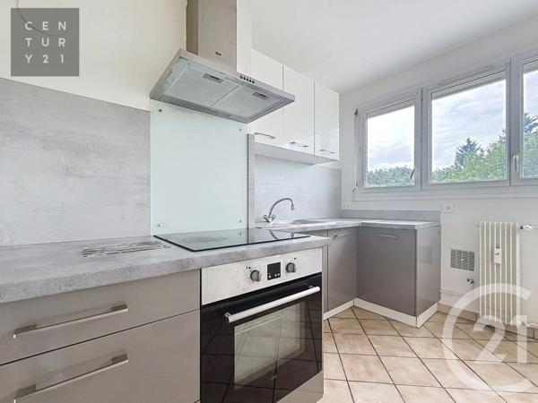 Appartement à vendre  2 pièces - 48 m 2   TROYES  - 10
