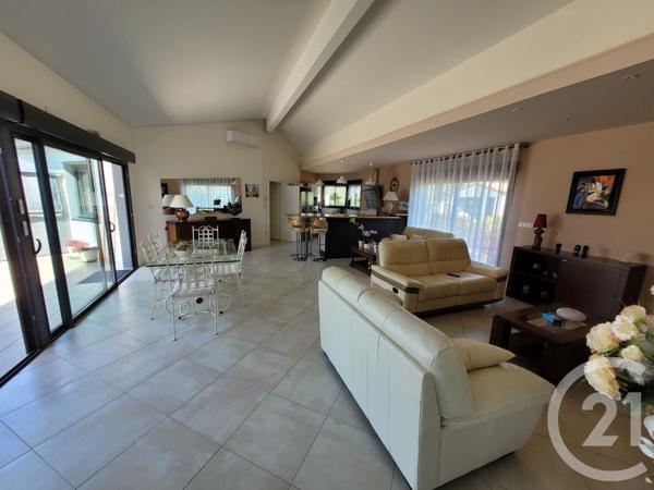 Maison à vendre  6 pièces - 192,25 m2 MONTANS - 81