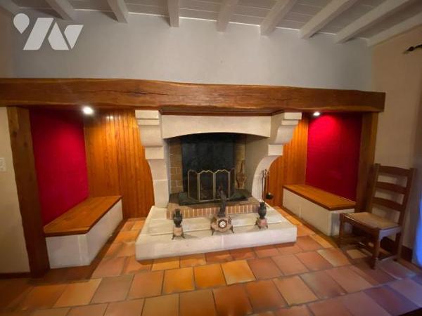 A VENDRE, Gironde, proche Bordeaux, LE PIAN MEDOC, quartier Feydieu, très calme, sur un terrain...