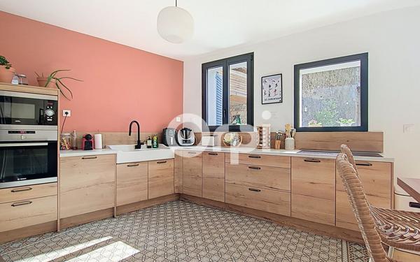 Maison à vendre    5 pièces • 185,70 m2 Béthisy-Saint-Pierre