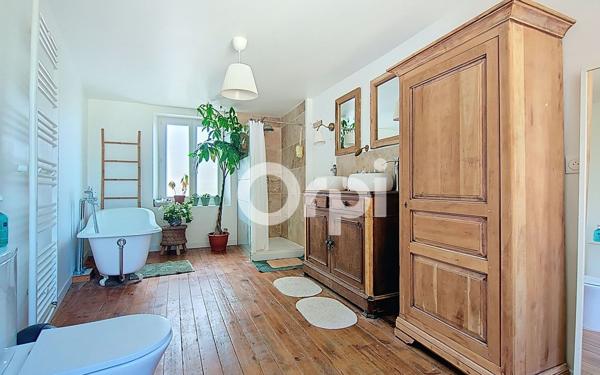 Maison à vendre    5 pièces • 185,70 m2 Béthisy-Saint-Pierre