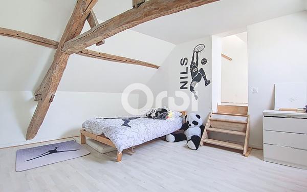 Maison à vendre    5 pièces • 185,70 m2 Béthisy-Saint-Pierre