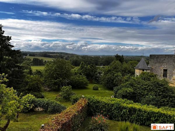 ANCIEN CORPS DE FERME 153 m2 A RENOVER LE THOUREIL