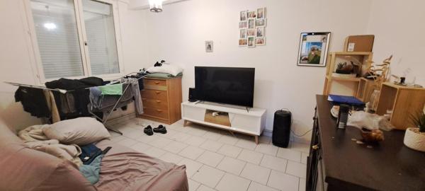 Lot de 2 maisons dont une louée et une libre d'occupation