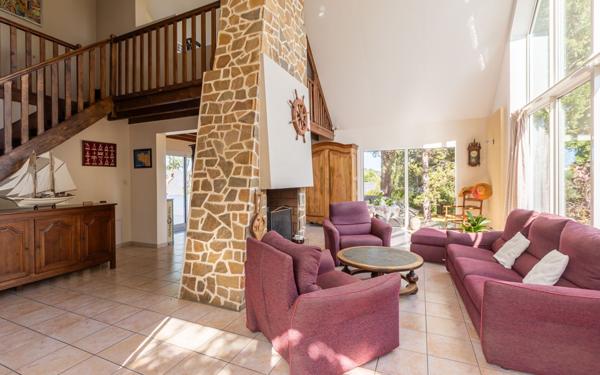 Maison à vendre    6 pièces •  Binic