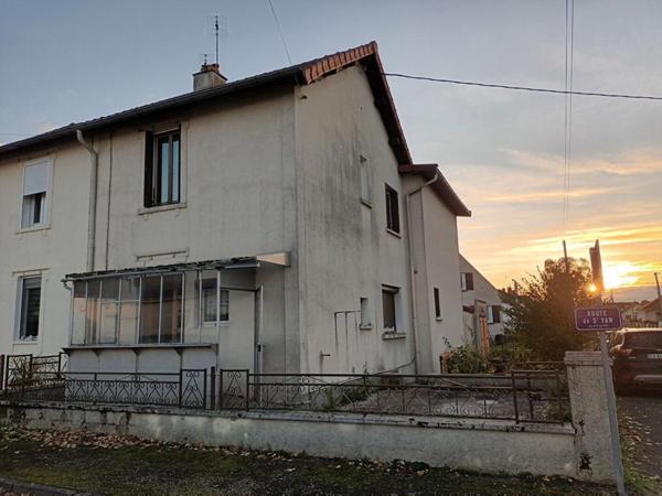 Maison mitoyenne à Paray Le Monial 7 pièce(s) 123 m2  , 5  chambres