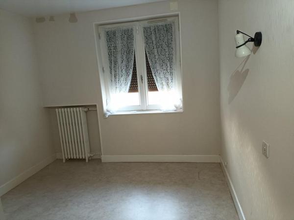 Maison mitoyenne à Paray Le Monial 7 pièce(s) 123 m2  , 5  chambres