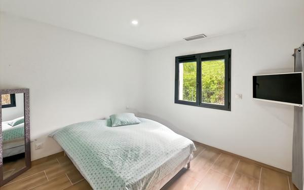 Maison à vendre    5 pièces •  Castelsarrasin