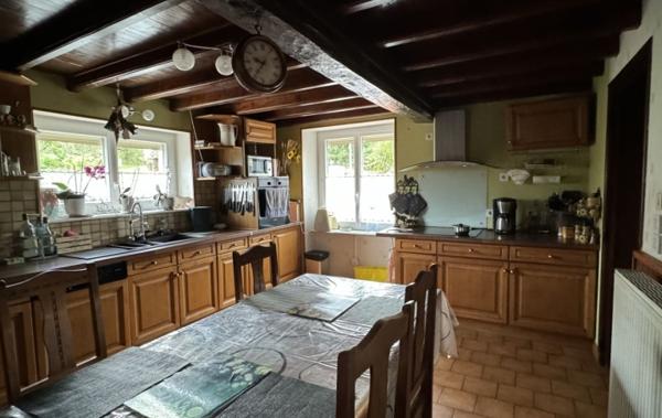 Vente Maison Vue sur la chaîne des puys à rafraîchir Paslieres   