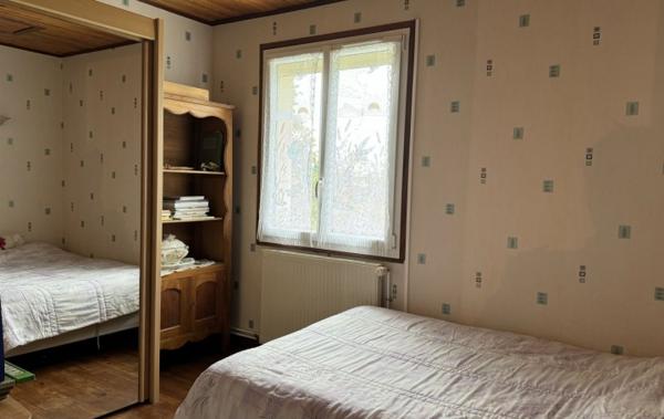 Vente Maison Vue sur la chaîne des puys à rafraîchir Paslieres   