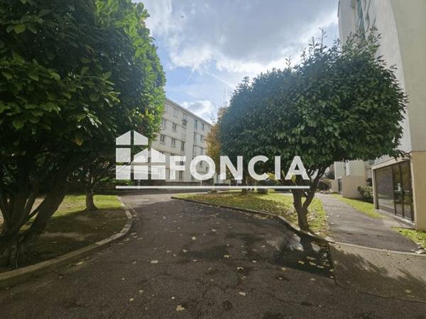 Location Appartement 2 pièces 44.6 m² - 44 rue Diderot Vincennes 94300