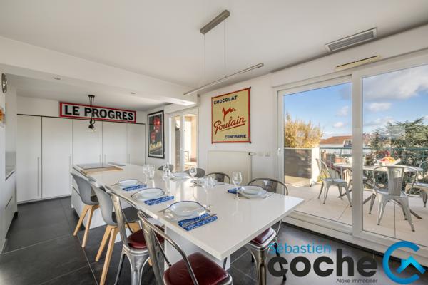 Lyon (69003) ATTIQUE / MAISON SUR LE TOIT MONTCHAT