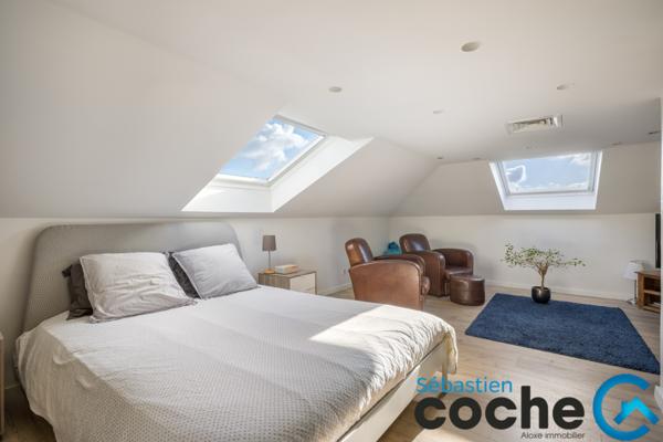 Lyon (69003) ATTIQUE / MAISON SUR LE TOIT MONTCHAT