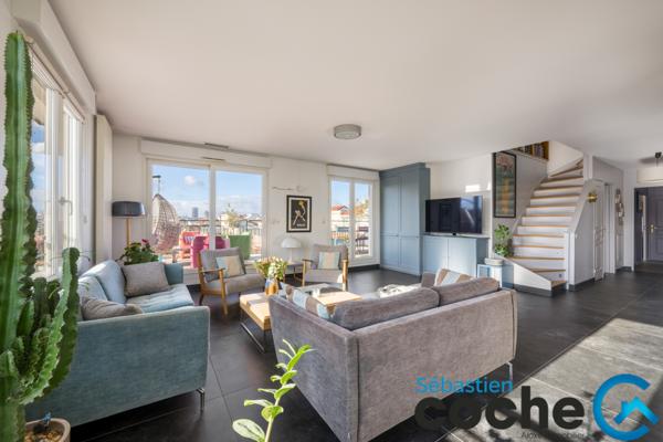 Lyon (69003) ATTIQUE / MAISON SUR LE TOIT MONTCHAT