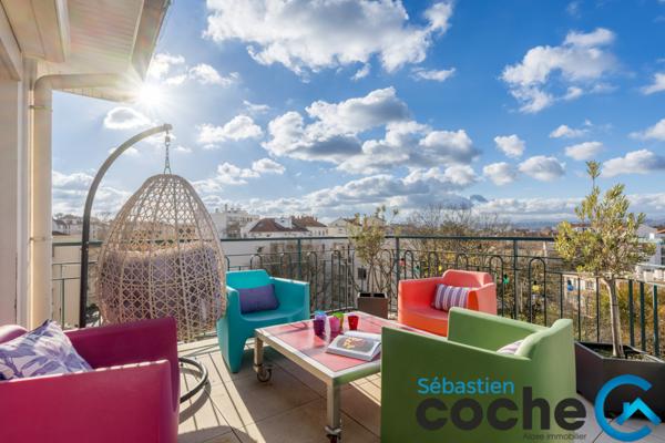 Lyon (69003) ATTIQUE / MAISON SUR LE TOIT MONTCHAT