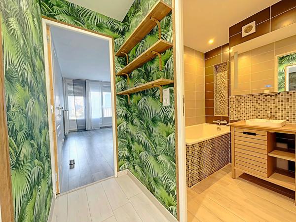 Appartement 5 pièces à vendre à Reims - Secteur Europe, vue sur parc