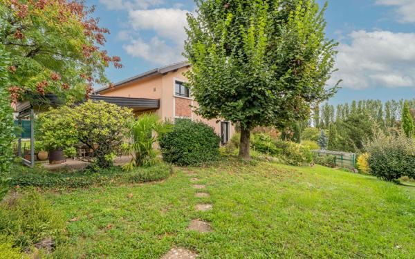 Maison à vendre    6 pièces • 212,52 m2 Lyon 9