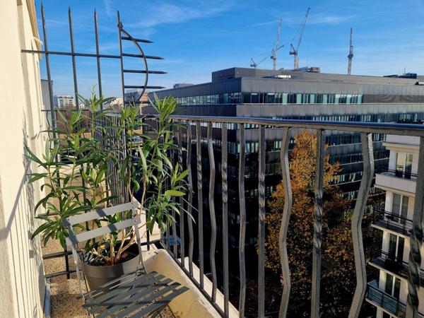 ISSY les Moulineaux F3 au 7ème ciel avec deux balcons