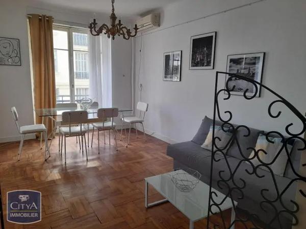 Appartement à louer 2 pièces 62.18m²