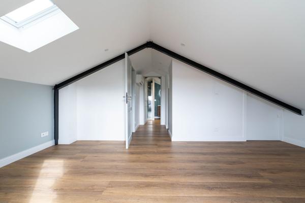 Propriété de standing avec Local Commercial à proximité des Parcs