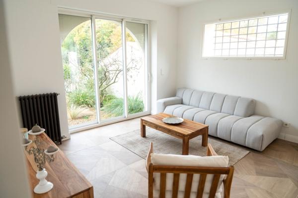 Propriété de standing avec Local Commercial à proximité des Parcs