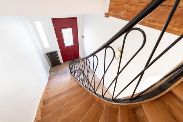 Propriété de standing avec Local Commercial à proximité des Parcs