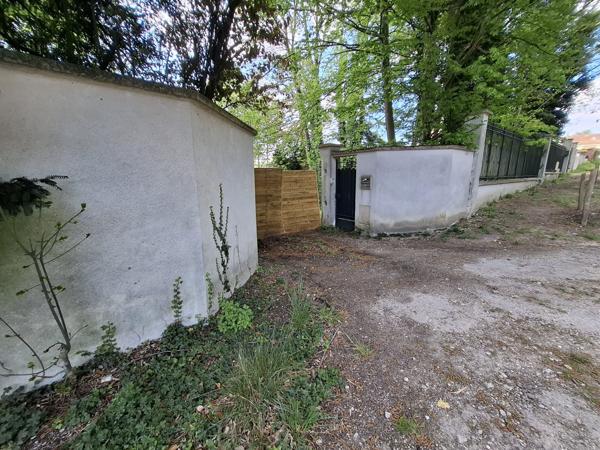 Vente Terrain 954 m2 à Coulommiers