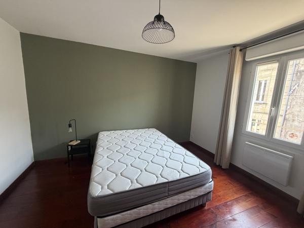 Maison à louer 630 € CC Reignac 4 p 118 m² DPE C