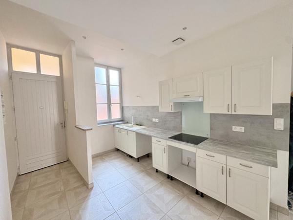 APPARTEMENT A LOUER A ROANNE - CENTRE VILLE
