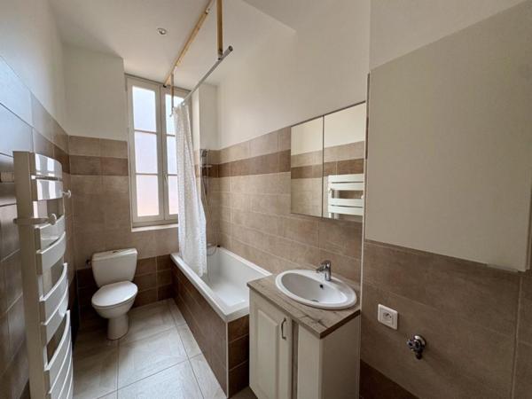 APPARTEMENT A LOUER A ROANNE - CENTRE VILLE