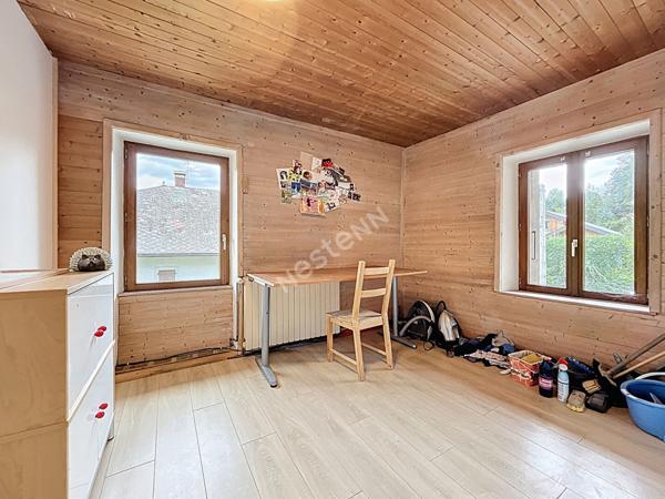 Maison de village 5 pièces de 158 m², à vendre sur Faverges Seythenex