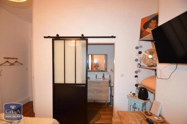 Immeuble à vendre 243.95m²