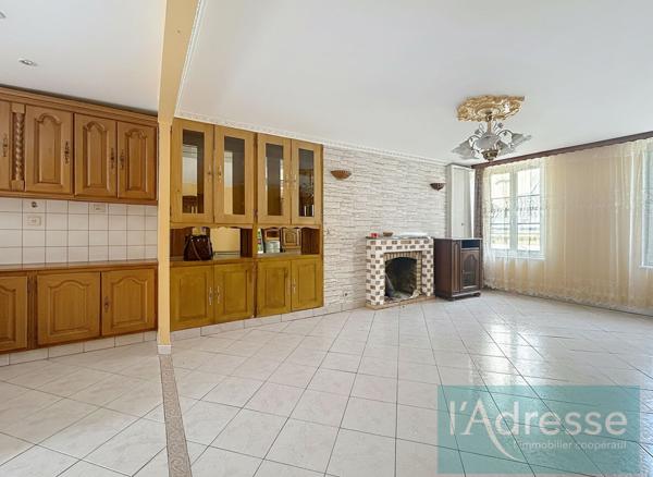 Appartement Metz 3 pièce(s) 70 m2 - 2 chambres - cuisine ouverte - cave