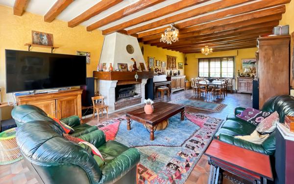 Maison à vendre    6 pièces • 192,57 m2 Orléans