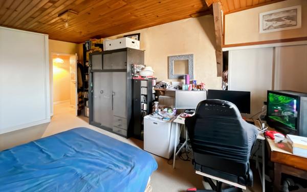 Maison à vendre    6 pièces • 192,57 m2 Orléans