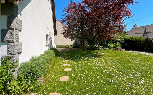 Maison à vendre    6 pièces • 192,57 m2 Orléans
