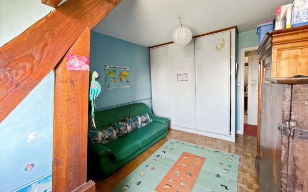 Maison à vendre    6 pièces • 192,57 m2 Orléans