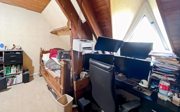 Maison à vendre    6 pièces • 192,57 m2 Orléans