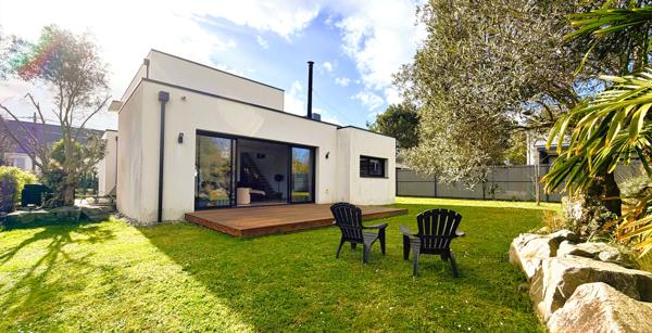 LA BAULE / PORNICHET ? VILLA D'ARCHITECTE 150 m² ? SUITE PARENTALE ? JARDIN TROPICAL ? PROCHE PLAGE & GARE