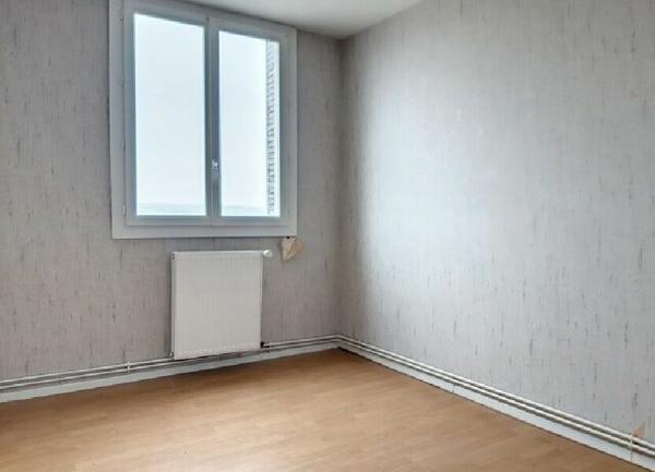 Appartement à vendre    2 pièces • 55 m2 Montluçon