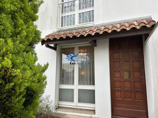 LA ROCHELLE MAISON à ETAGE 3 CHAMBRES + JARDIN  La rochelle