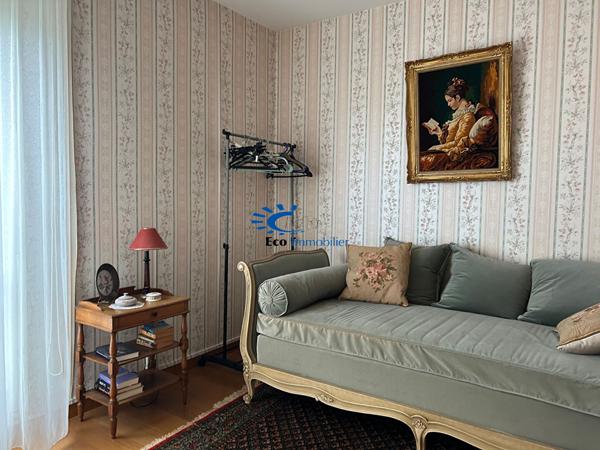 LA ROCHELLE MAISON à ETAGE 3 CHAMBRES + JARDIN  La rochelle