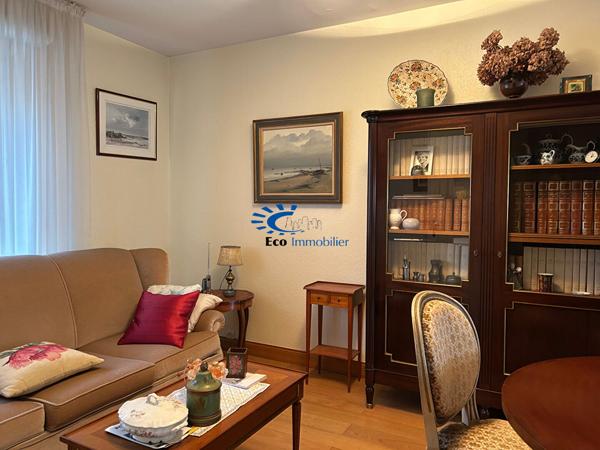 LA ROCHELLE MAISON à ETAGE 3 CHAMBRES + JARDIN  La rochelle